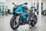 moto deportiva con potencia y diseño exclusivo